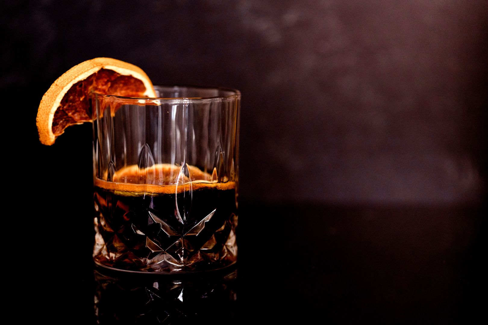 Como Fazer Drinks com Whisky em Casa