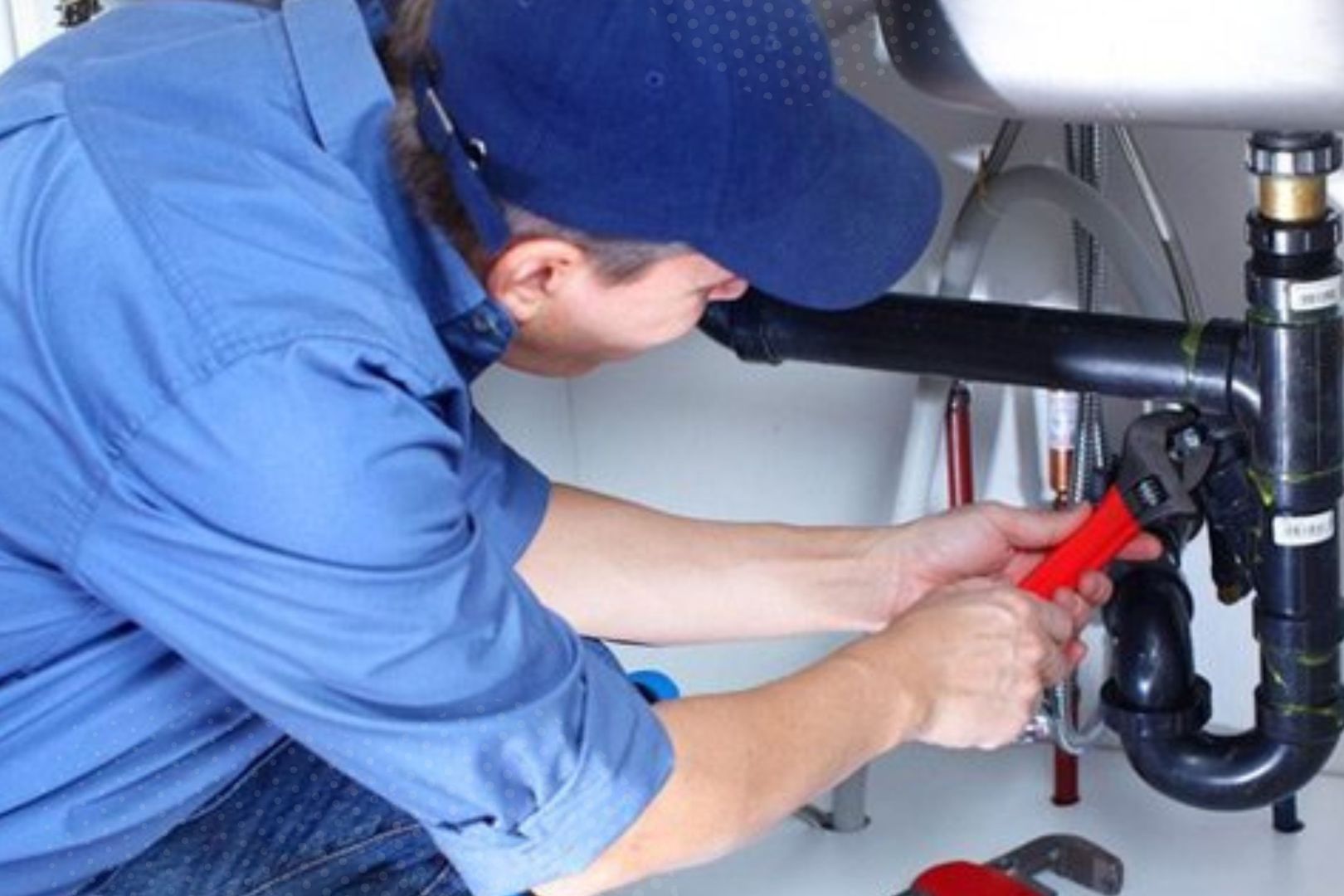 Como Improvisar Reparo Rapido em Vazamento Emergencial